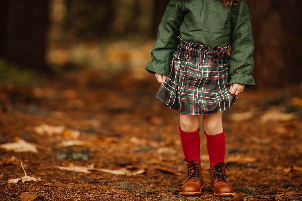 Christmas plaid skirt top 8x10